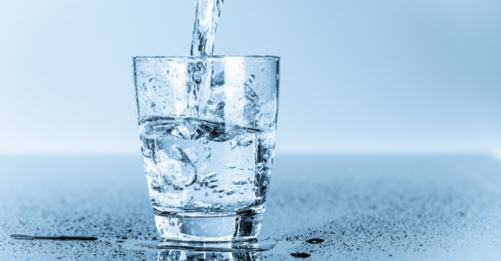 W nowym projekcie Prawa wodnego zostały ustalone m.in. stawki opłat dla napojów i wód butelkowanych