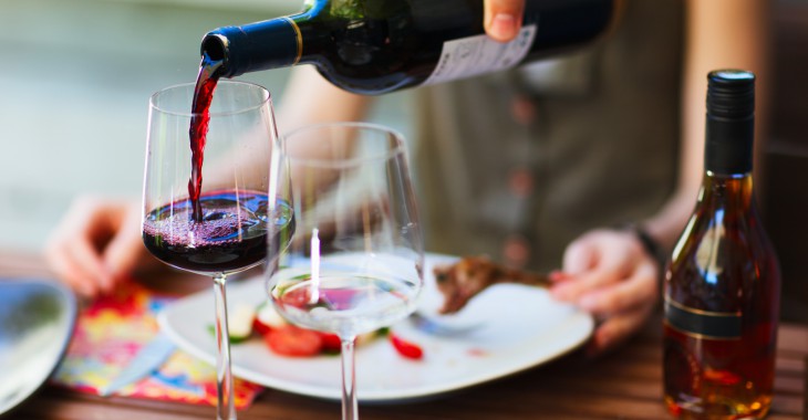 Polacy piją coraz więcej wina wysokiej jakości. Które jest hitem ostatnich lat?