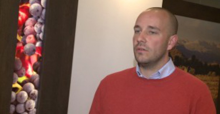 Latem królują wina białe, różowe i musujące. Są doskonałym dodatkiem do lekkich potraw Latem królują wina białe, różowe i musujące. Są doskonałym dodatkiem do lekkich potraw