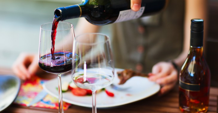 To wino pije się wyłącznie młode. Jego smakiem można cieszyć się tylko przez pół roku To wino pije się wyłącznie młode. Jego smakiem można cieszyć się tylko przez pół roku