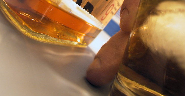 Polacy coraz częściej sięgają po lepszą whisky Polacy coraz częściej sięgają po lepszą whisky