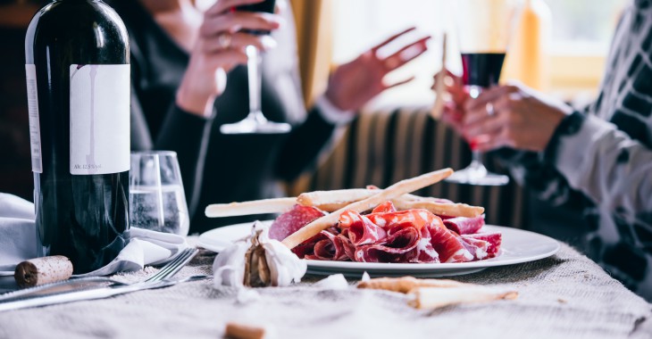 Henkell i Freixenet łączą siły tworząc wiodącego producenta win musujących Henkell i Freixenet łączą siły tworząc wiodącego producenta win musujących