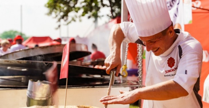 Największy burger w Polsce - nowy rekord Największy burger w Polsce - nowy rekord