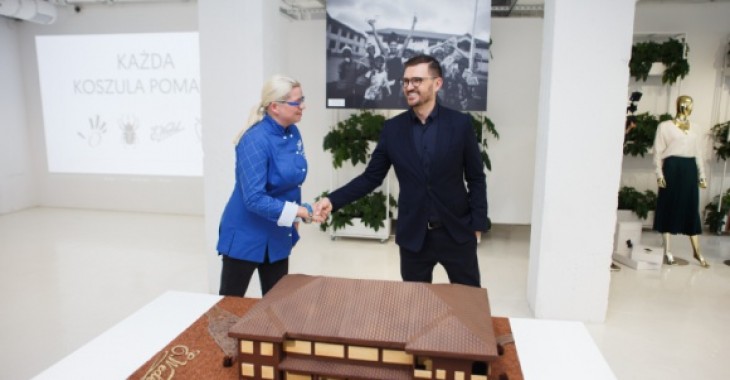 „#Każda koszula pomaga” w budowie szkoły w Ghanie „#Każda koszula pomaga” w budowie szkoły w Ghanie