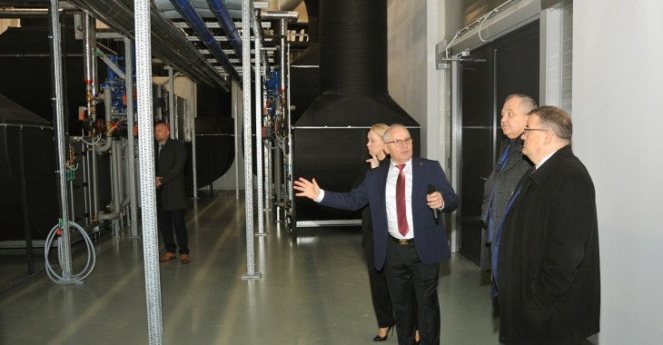 Uroczyste oddanie do użytku Zakładu Wylęgu Drobiu Wodnego w Przedborowie Uroczyste oddanie do użytku Zakładu Wylęgu Drobiu Wodnego w Przedborowie