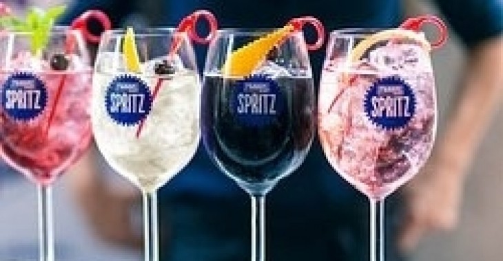 Aperitif o smaku lata Gourmet Foods i Fabbri z ofertą wakacyjnych koktajli Spritz