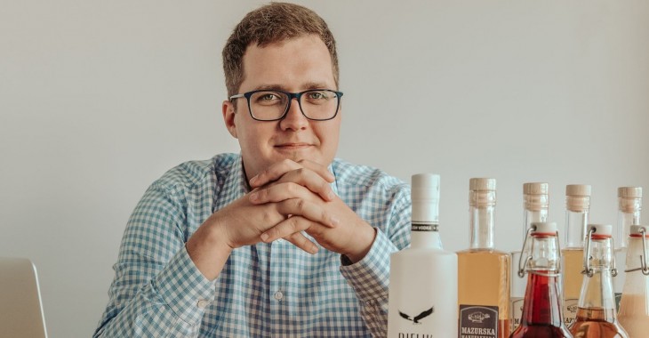 Mazurska Manufaktura Alkoholi rozpoczęła publiczną emisję akcji o wartości do 4,4 mln zł Mazurska Manufaktura Alkoholi rozpoczęła publiczną emisję akcji o wartości do 4,4 mln zł