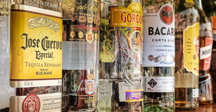 Sprzedaż alkoholu przez internet: Jak to zrobić legalnie i wygodnie? Sprzedaż alkoholu przez internet: Jak to zrobić legalnie i wygodnie?