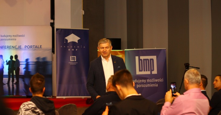 Akademia BMP - Skuteczne zarządzanie zmianą w Środowisku Chaosu Akademia BMP - Skuteczne zarządzanie zmianą w Środowisku Chaosu