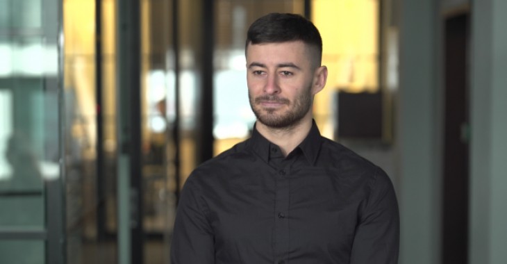Roboty dostawcze na razie nie zastąpią całkowicie kurierów w dostawach jedzenia. Mogą się jednak sprawdzić na krótkich trasach Roboty dostawcze na razie nie zastąpią całkowicie kurierów w dostawach jedzenia. Mogą się jednak sprawdzić na krótkich trasach