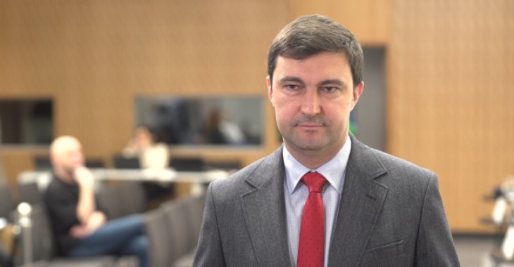 Rynek piwa pod znakiem rosnących cen. Sprzedaż piw mocnych spada, ale zyskuje segment nisko- i bezalkoholowych Rynek piwa pod znakiem rosnących cen. Sprzedaż piw mocnych spada, ale zyskuje segment nisko- i bezalkoholowych