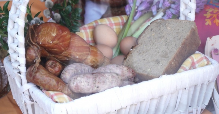Ponad połowa Polaków spodziewa się droższej Wielkanocy niż rok temu. Deklarowane wydatki są ok. 10 proc. wyższe Ponad połowa Polaków spodziewa się droższej Wielkanocy niż rok temu. Deklarowane wydatki są ok. 10 proc. wyższe
