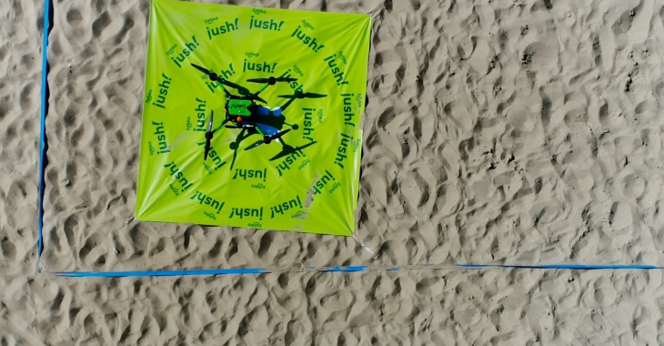 Żabka Jush z pierwszą dostawą dronem na polskim rynku q-commerce